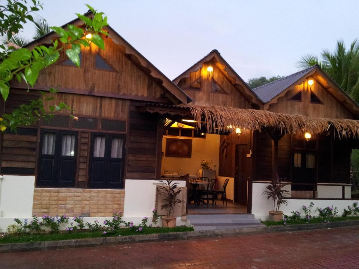 Villa Fox Hill Kuah Exterior foto